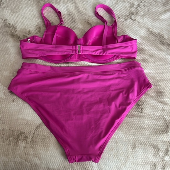 DKNY Bikini Swimsuit Set Size XXL - Picture 9 of 11